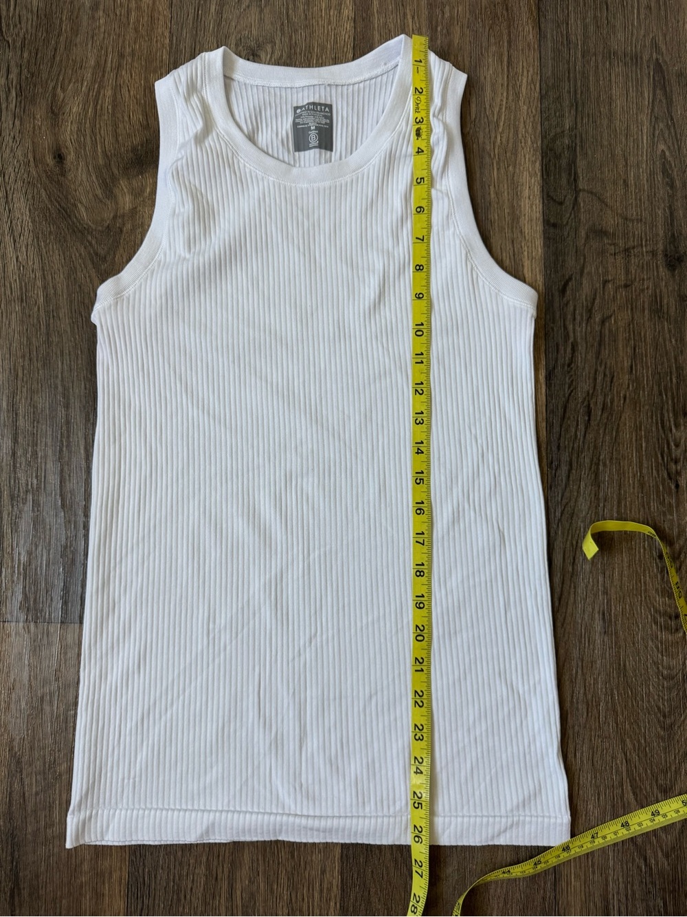 Athleta Women’s White Ribbed Stretch Knit Tank Top Round Neck Size M - Picture 4 of 5
